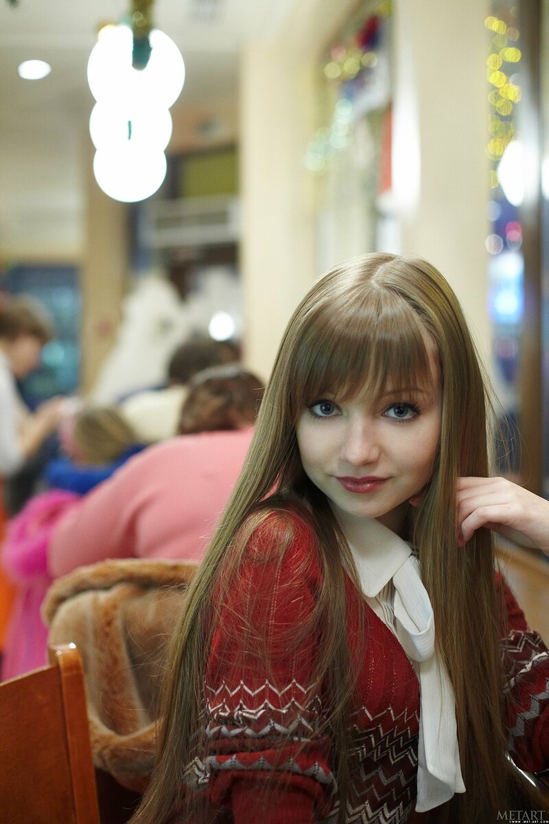 Елена, 19